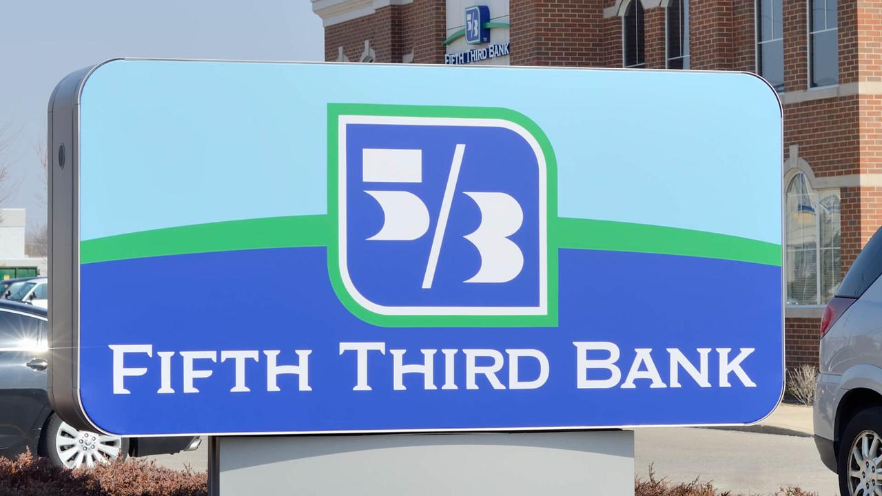 Building Exterior, Built Structure, Clear Sky, Color Image, Fifth Third, Fifth Third Bank, Finance, MICHIGAN, Midwest USA, Number 3, Number 5, Photography, Sign, Sky, USA, bank, blue sky, day, nobody