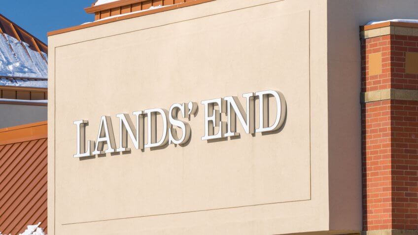 MINNEAPOLIS, MN/USA - JANUARY 14, 2017: Land's End retail store exterior and trademark.