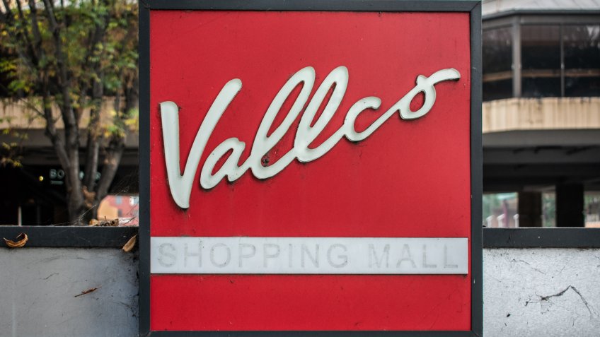 Cupertino, CA, United States - November 13, 2018 : Red Vallco Shopping Mall logo.