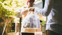 Uber Eats vs DoorDash: Which Delivery Service Pays More?