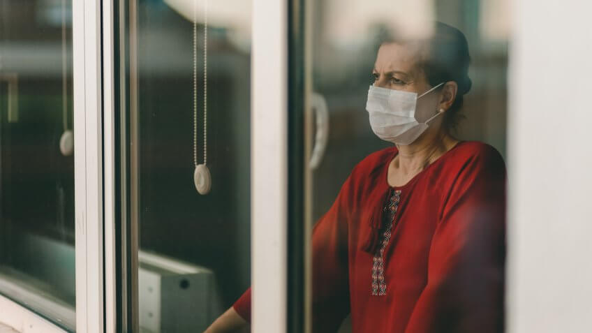 people who cannot leave the house due to an epidemic.