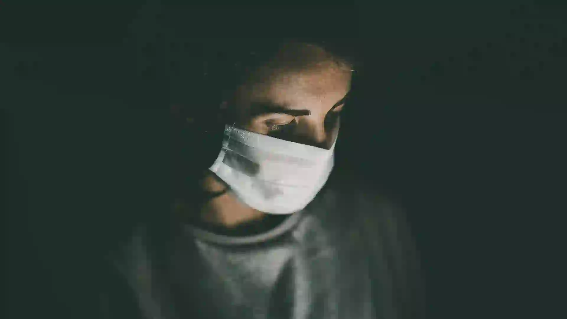 woman with face mask during coronavirus