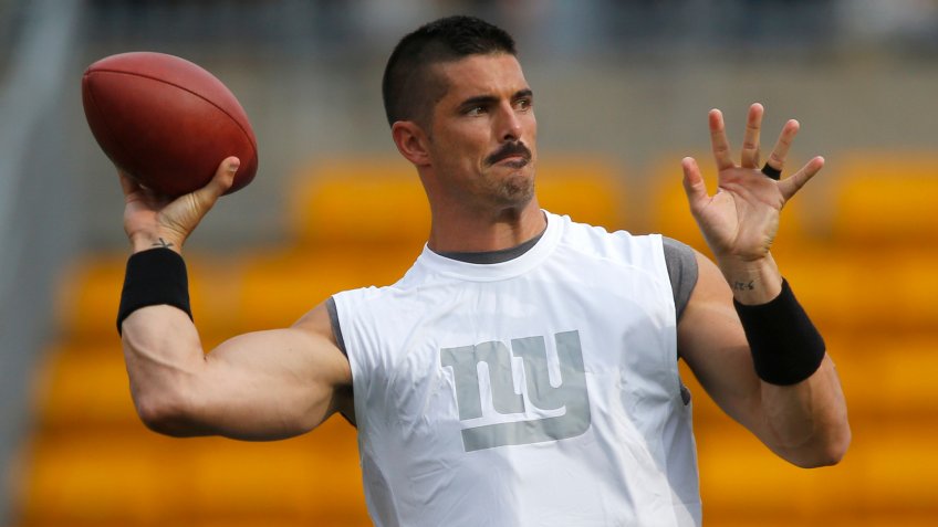 Mandatory Credit: Photo by Keith Srakocic/AP/Shutterstock (5957205g)David Carr New York Giants quarterback David Carr passes during warmup before the NFL preseason football game against the Pittsburgh Steelers on in PittsburghGiants Steelers Football, Pittsburgh, USA.
