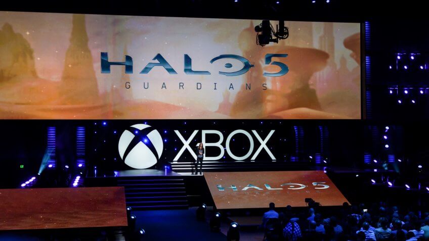 LOS ANGELES - JUNE 9: Microsoft introducing Halo 5: Guardians at Xbox media briefing at E3 2014, the Expo for video games on June 9, 2014 in Los Angeles.