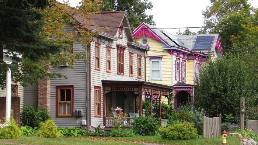 Homes on Chatham Street in Village of Nassau NY
