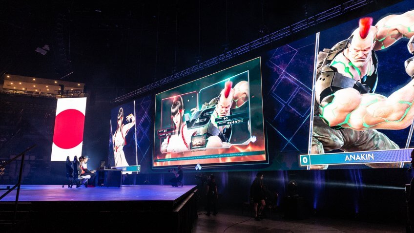 LAS VEGAS - AUGUST 4, 2019: Wide-angle view of Takehiko Take Abe versus Hoa Anakin Luu in Tekken 7 match at eSports fighting game tournament EVO 2019 Evolution Championship Series.
