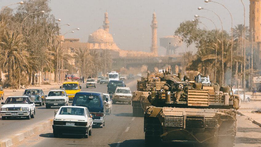 US Marine in Baghdad Iraq War 2003