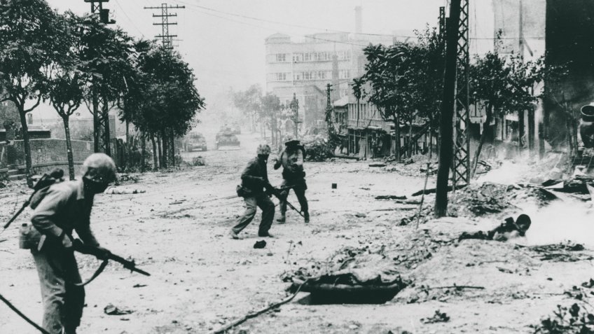 US Marines in Seoul Korean War 1950