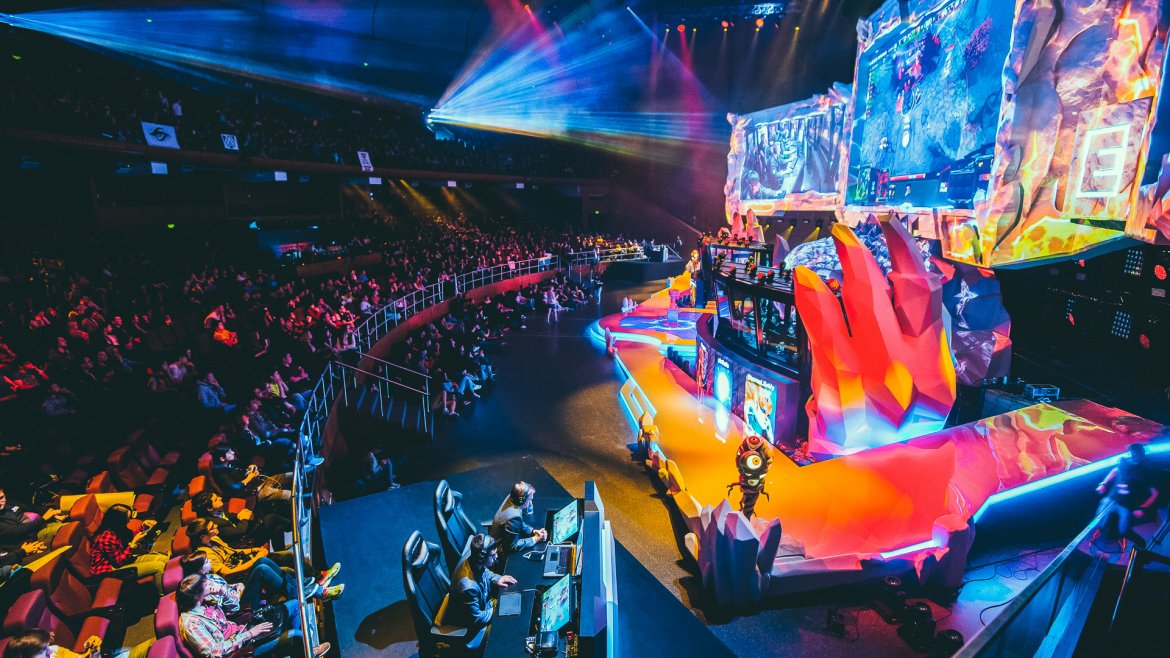 How Esports Is Primed To Take Over Traditional Sports | GOBankingRates