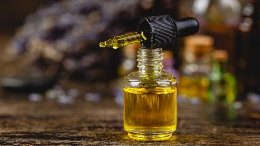Dropper with aroma oil.