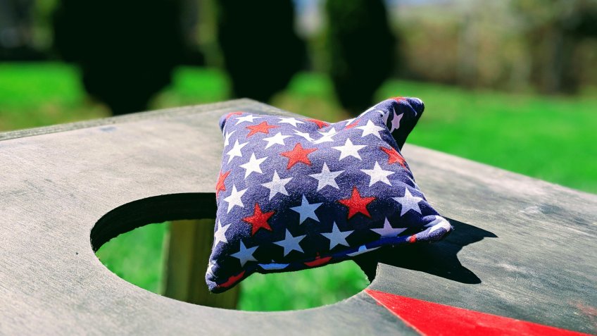 cornhole with stars