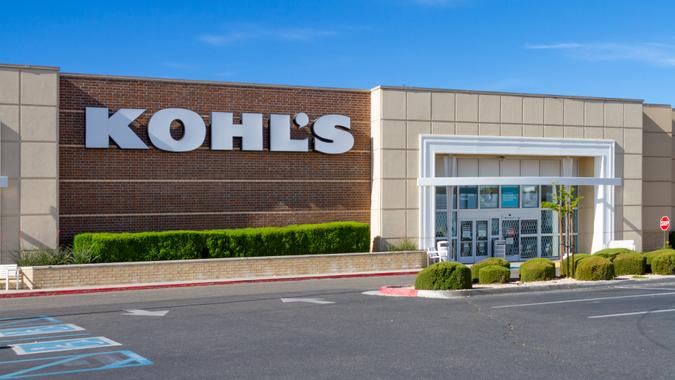 Victorville, CA / USA – June 1, 2020: Temporally closed due to the COVID-19 crisis, the Kohl’s location in Victorville, California, is set to reopen.