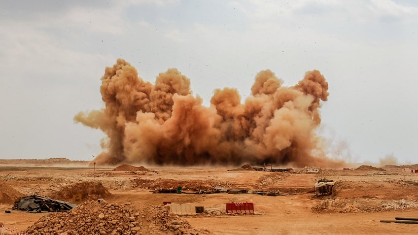 Electronic detonator blasting in the construction industry.