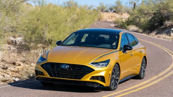 7 Hybrid Vehicles To Buy in 2025 That Will Last Throughout Retirement 7 Hybrid Vehicles To Buy in 2025 That Will Last Throughout Retirement