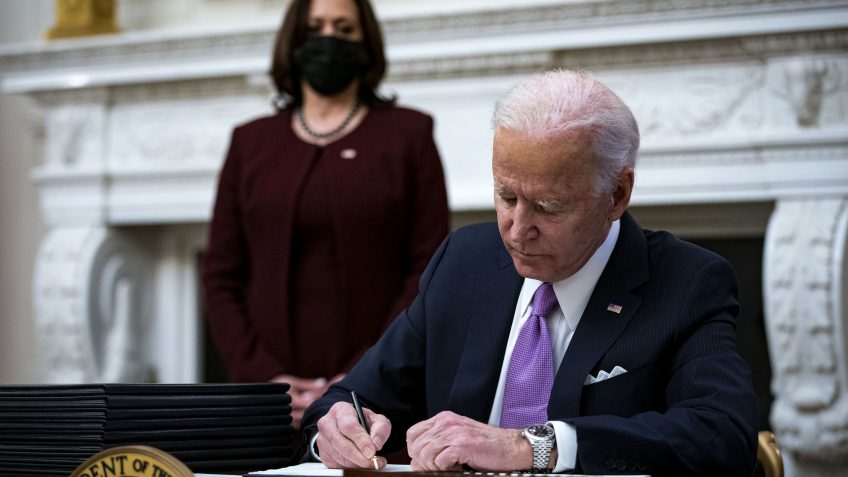 Mandatory Credit: Photo by Al Drago/UPI/Shutterstock (11721119f)U.