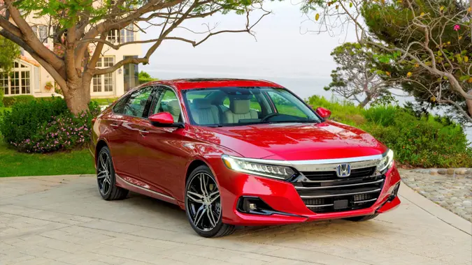 6 Hybrid Cars That Will See Massive Price Drops in Early 2026 6 Hybrid Cars That Will See Massive Price Drops in Early 2026