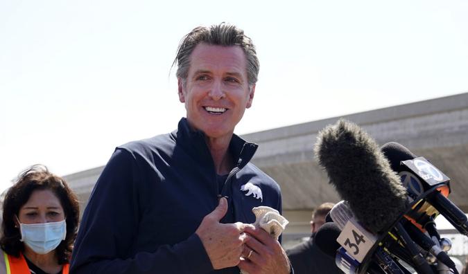 Mandatory Credit: Photo by Marcio Jose Sanchez/AP/Shutterstock (11899778b)California Gov.