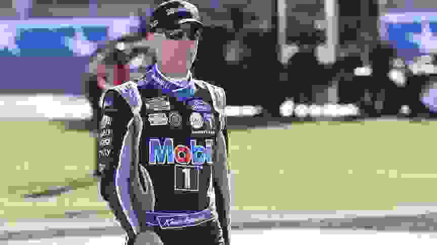 How Rich Is NASCAR Driver Kevin Harvick?