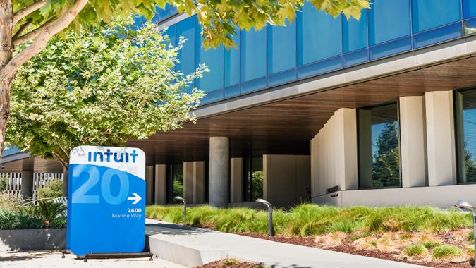 Sep 29, 2020 Mountain View / CA / USA - Intuit corporate headquarters in Silicon Valley; Intuit Inc is an American company that develops and sells financial, accounting and tax preparation software (Sep 29, 2020 Mountain View / CA / USA - Intuit corpo.