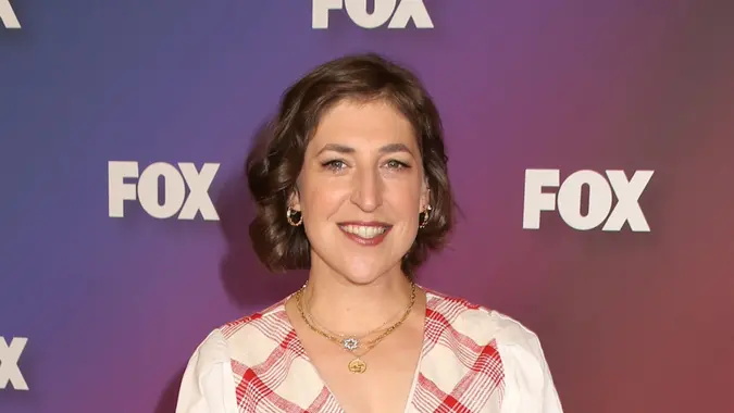 How Rich Is Mayim Bialik? | GOBankingRates