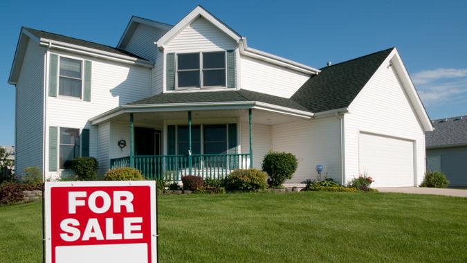 A typical modern American house for sale.