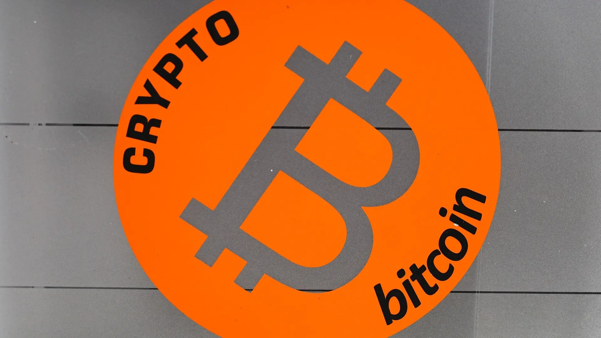 Crypto Pop-Up Exchanges on the Rise as Retail Investing Grows in Popularity