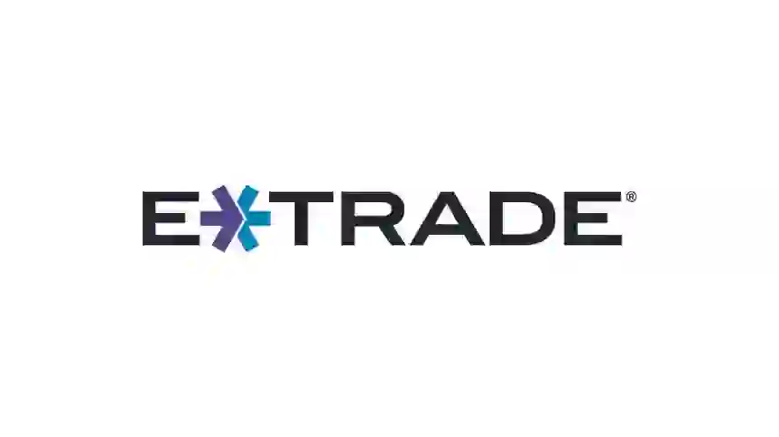 E-TRADE Bank Review: No Fee Accounts and Premium Products