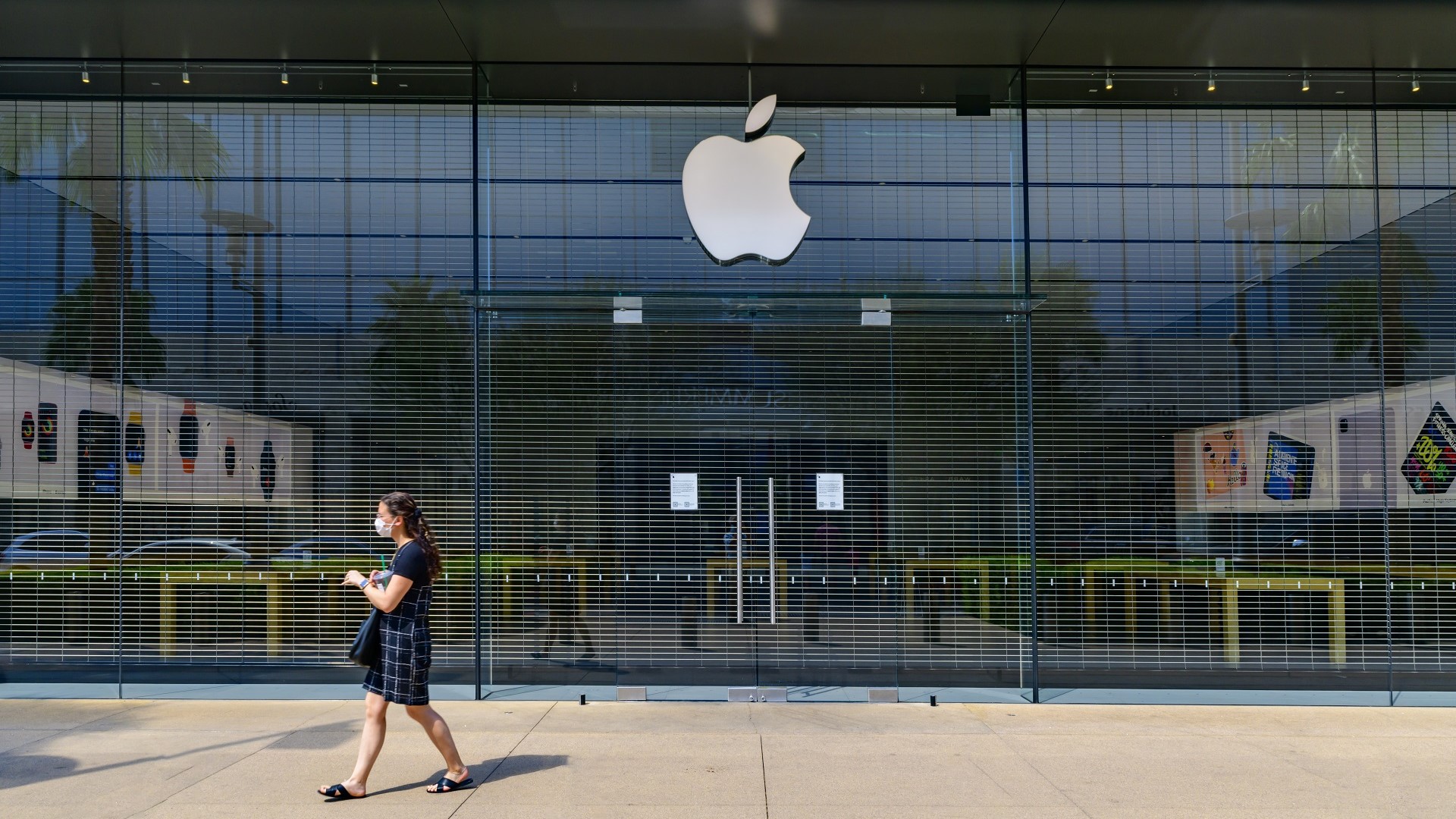 Trumbull - Apple Store - Apple