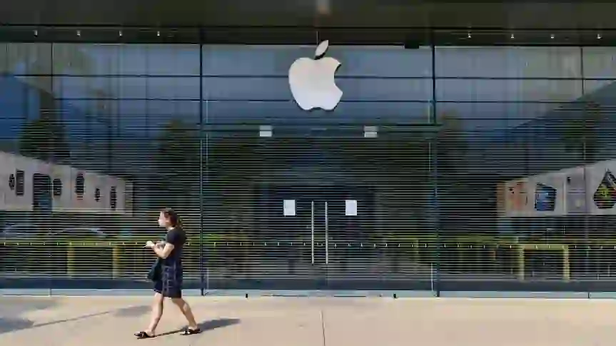 Apple Store Holiday Hours: Veterans Day Schedule