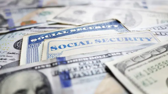 Social Security cards and assorted cash.