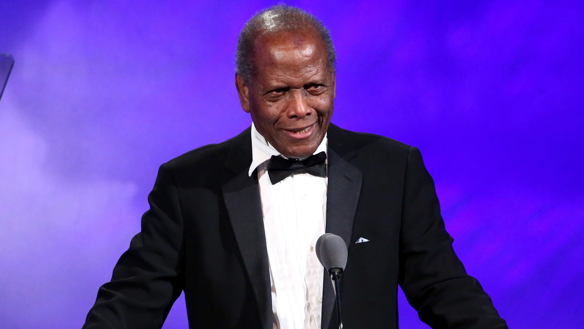 How Much Was Sidney Poitier Worth? | GOBankingRates - Vimarsana News