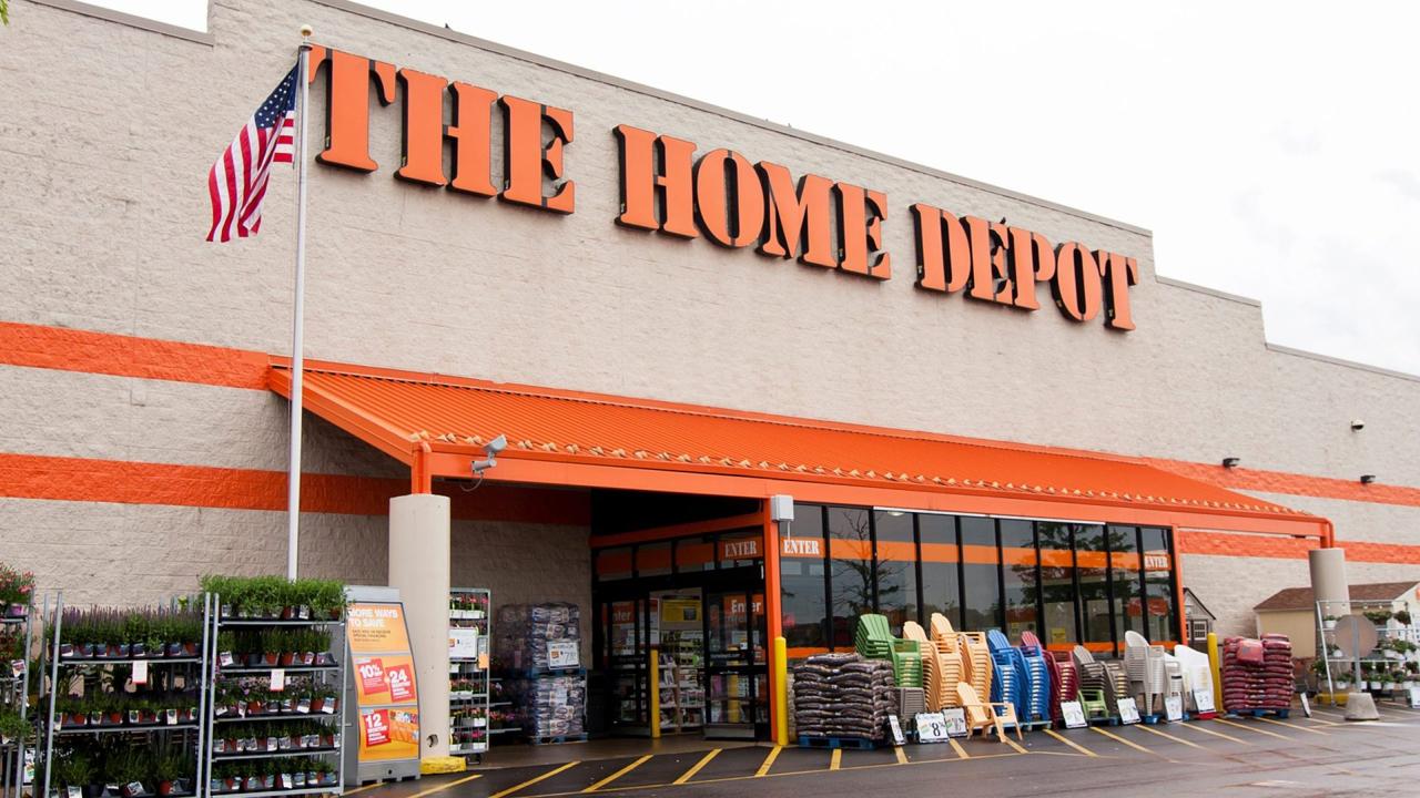 Mount Prospect, IL, USA - May 29, 2011: Entrance of The Home Depot home improvement store in Mount Prospect, IL, a suburb of Chicago.