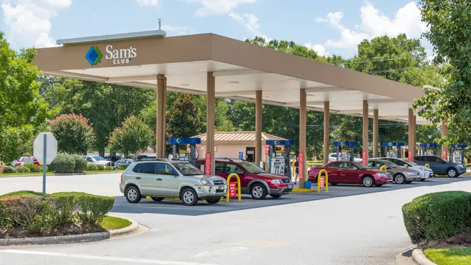 Hickory, NC, USA-26 July 18: A Sam's Club gas station, operated by Walmart.