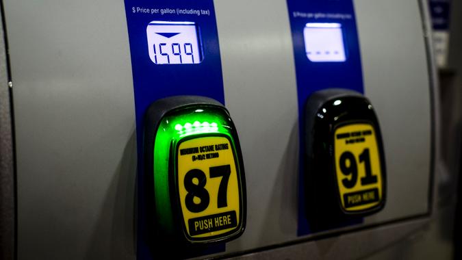 Gas pump showing dip in energy prices.
