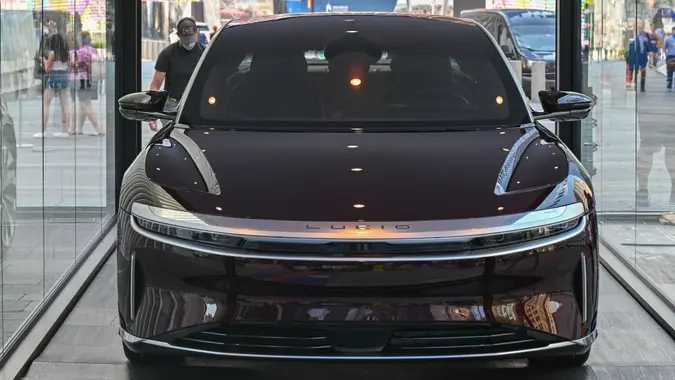 lucid motors stock price forecast