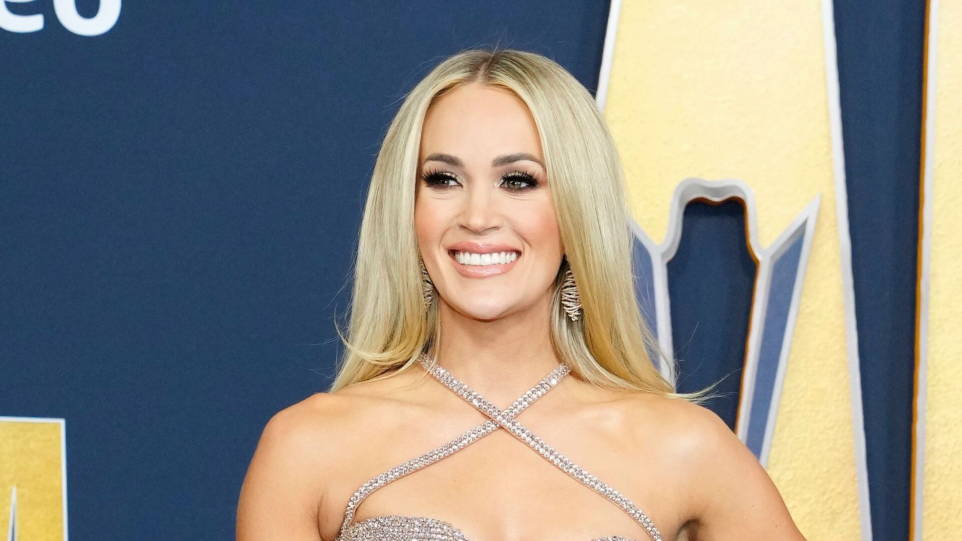 Carrie Underwood Net Worth (2023) From American Idol, Sunday Night  Football, More - Parade