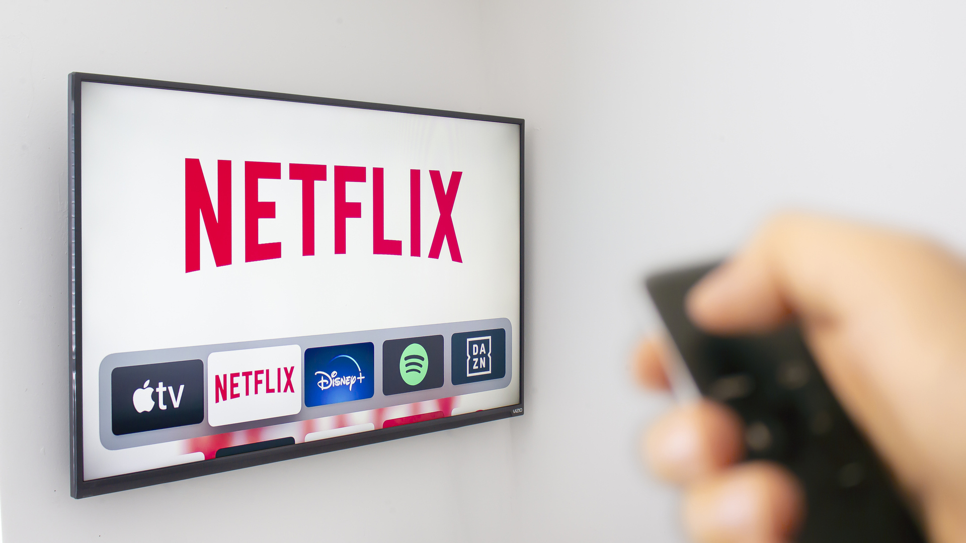 Sizing up streaming: Netflix has 400 times more movies than Apple TV+ -  Protocol