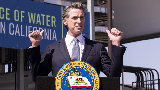 California Gavernor visits Water Recycling Facility in Carson, USA - 17 May 2022