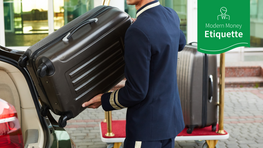 Who To Tip When You&rsquo;re Traveling