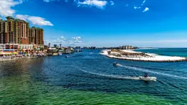 3 Most Affordable Off-Season Vacation Spots for Retirees on the East Coast