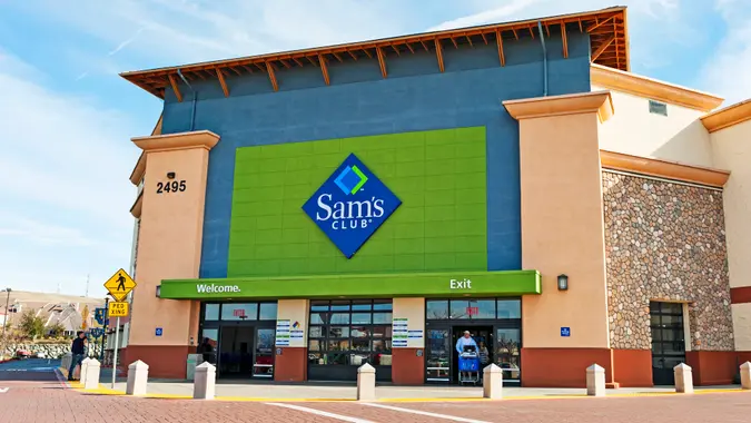 Don’t Shop at Sam’s Club on This Day of the Week