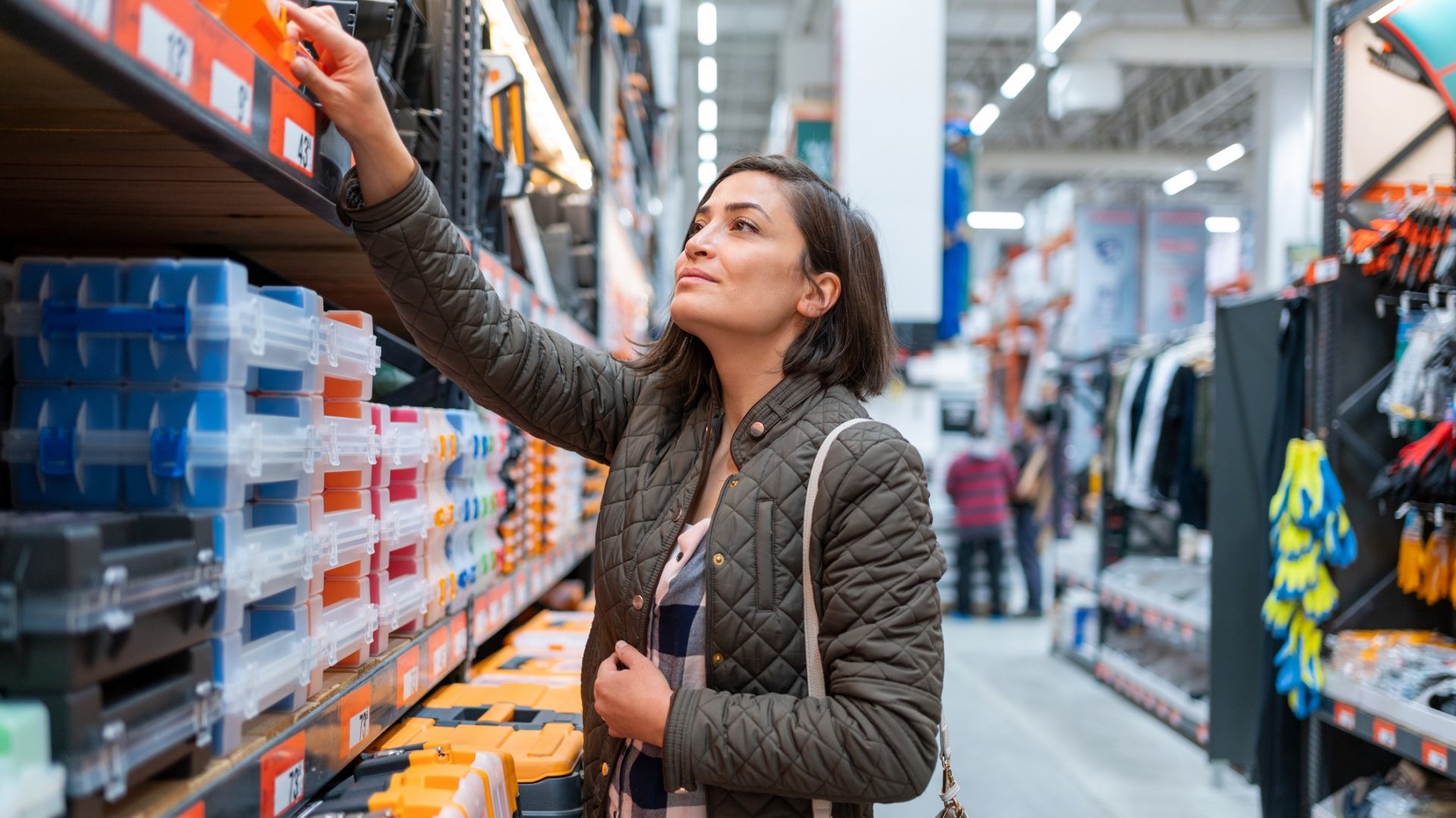 does sam's club have early hours for plus members