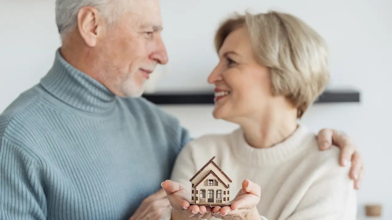 Family buy or move in at new apartment.