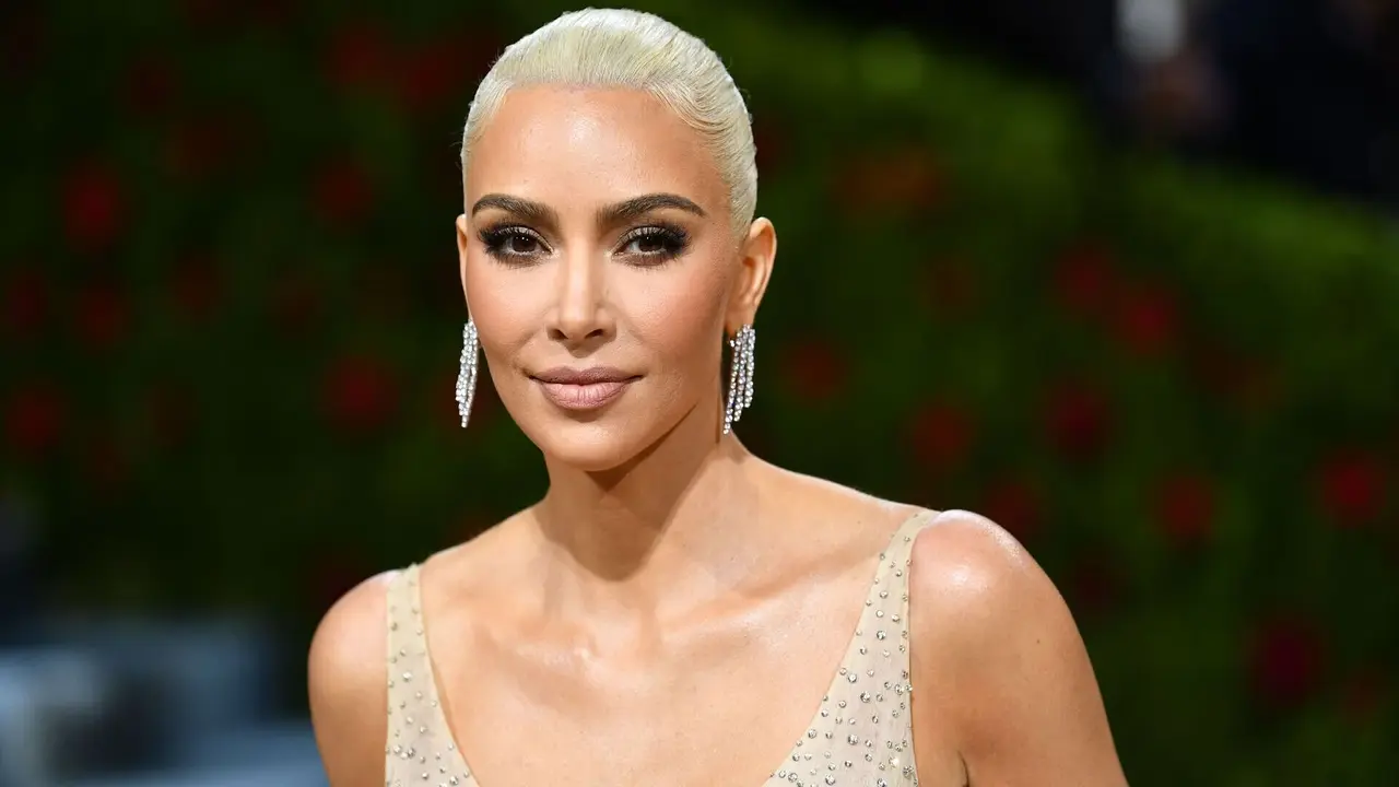 Mandatory Credit: Photo by Stephen Lovekin/BEI/Shutterstock (12920948je)Kim Kardashian and Pete DavidsonCostume Institute Benefit celebrating the opening of In America: An Anthology of Fashion, Arrivals, The Metropolitan Museum of Art, New York, USA - 02 May 2022.