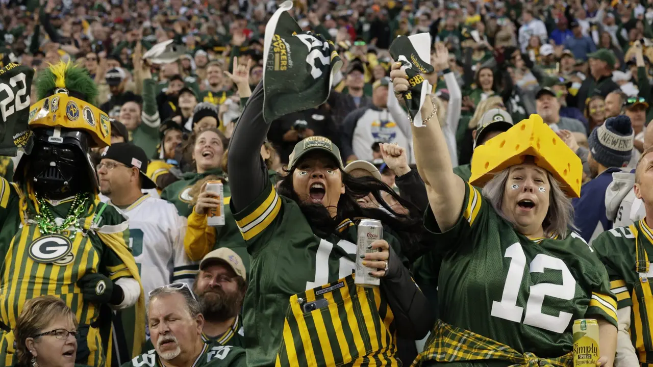 Game Time Strategies: When Is the Best Time to Buy NFL Tickets and Score  Deals?