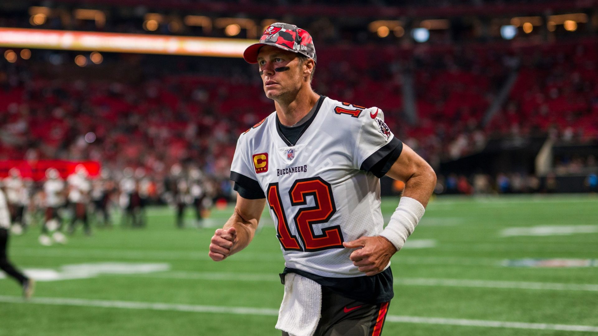 Tom Brady Cashes in With Buccaneers Again