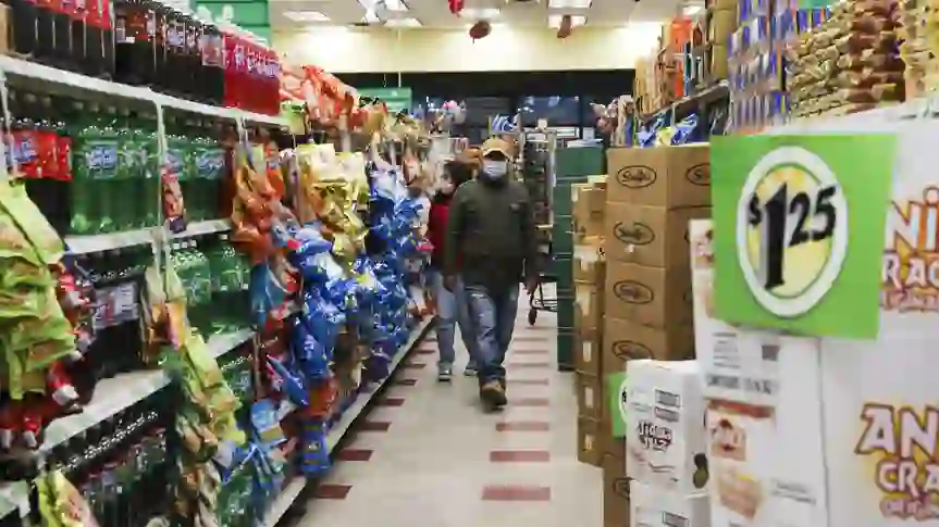 Shoppers Turn to Dollar Tree for Groceries as Inflation Costs Hit Hard