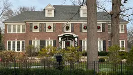 ‘Home Alone’ Wealth: The Real Cost of the Big House and Paris Family Vacation