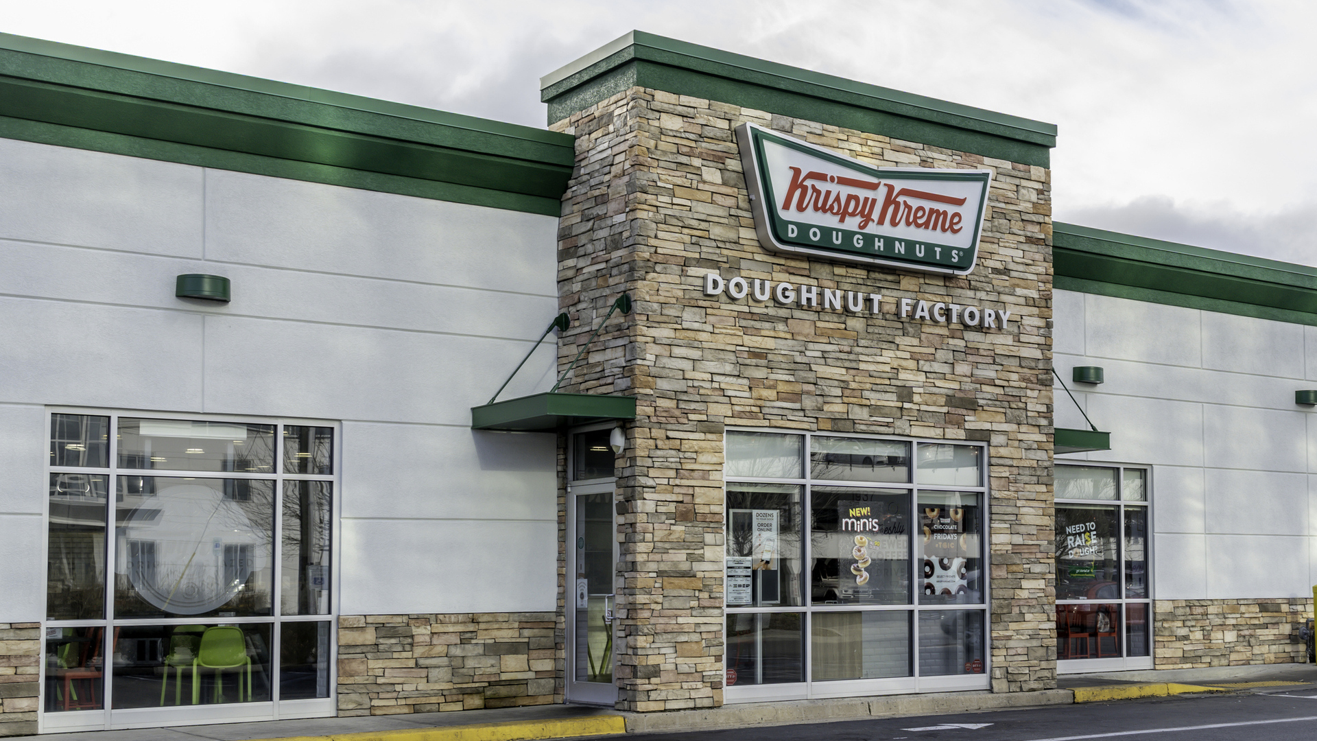 Free Today: Krispy Kreme Is Giving All Customers a Glazed Donut To  Celebrate Election Day | GOBankingRates