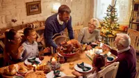 5 Ways To Save Money on Your Thanksgiving Dinner This Year